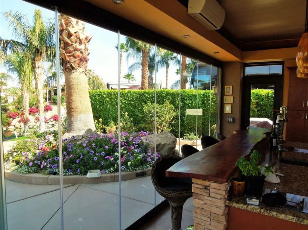 Panoramic Doors Palm Springs